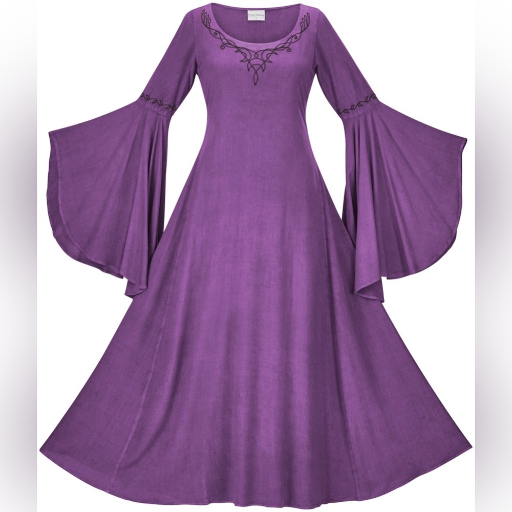 NWT Holy Clothing Arianrhod Maxi in purple passion size M tall